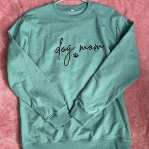 Long sleeve pull over